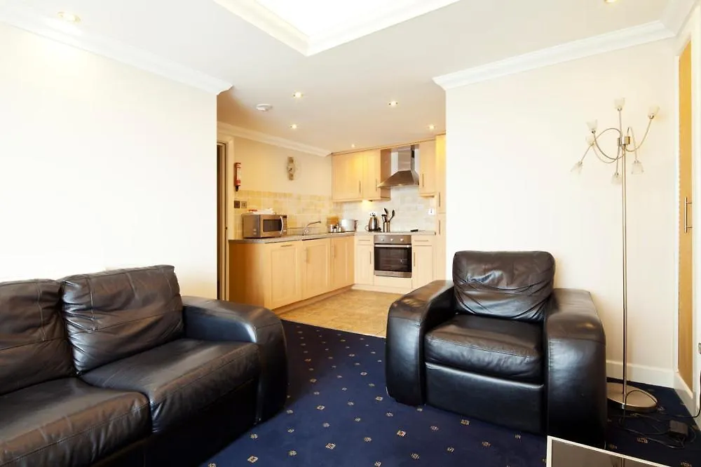 Queens Mansions: Clitheroe Suite Blackpool 0*,  Wielka Brytania